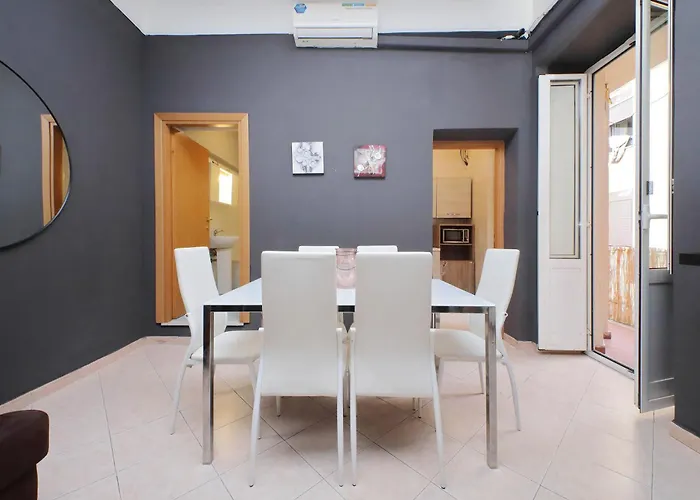 Square Della Liberta * Roma