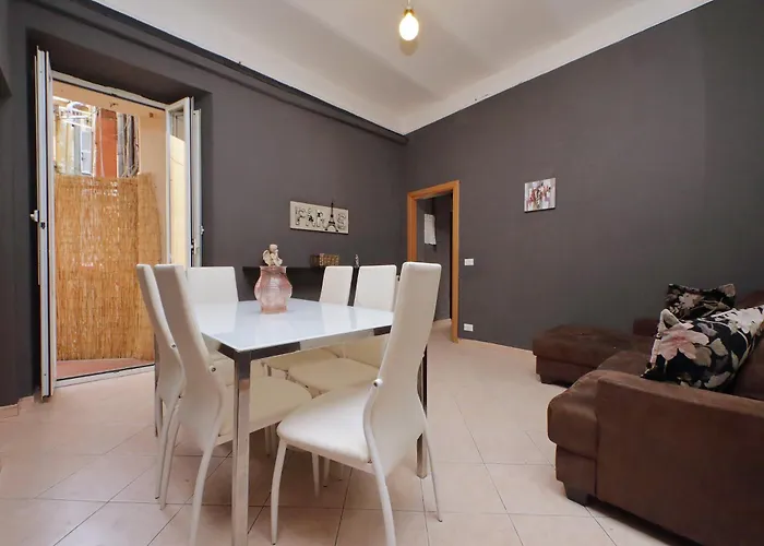 Square Della Liberta Apartamento *